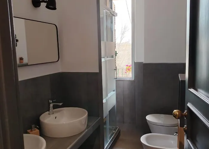 Flower House Apartment *